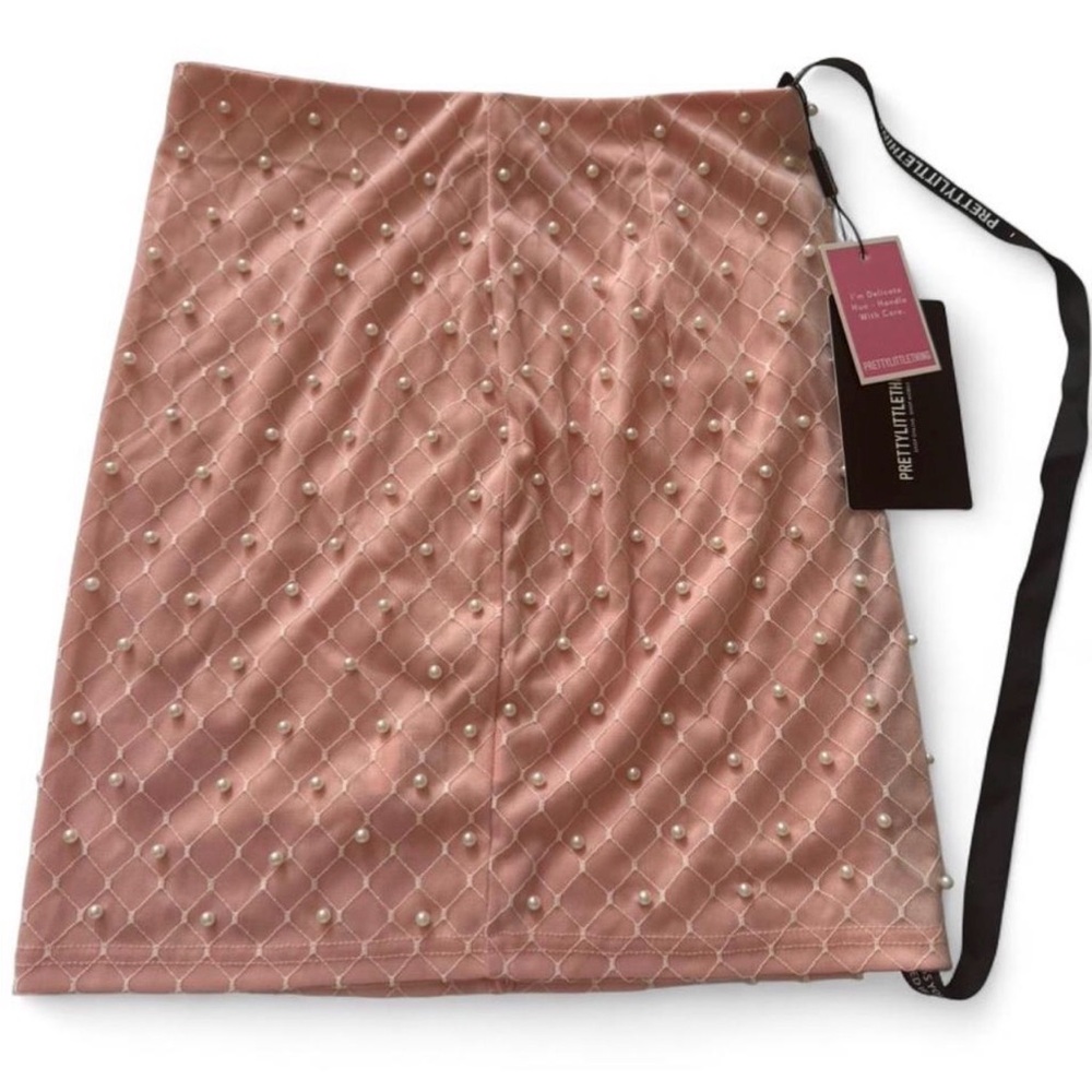 NWT PrettyLittleThing Baby Pink Pearl Beaded Mini Skirt | US 2